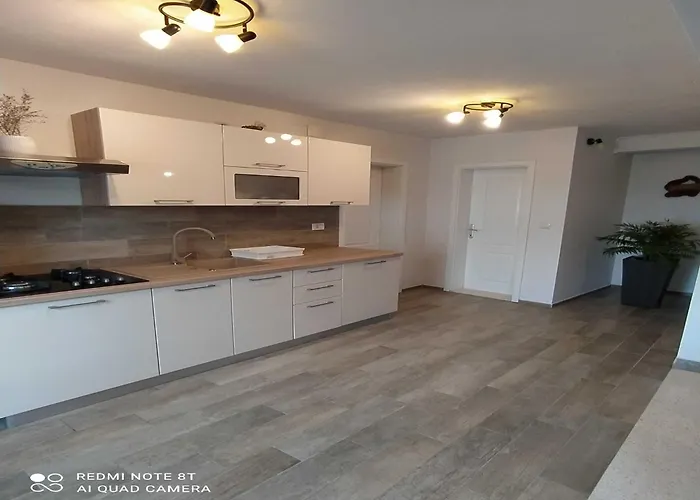 Vakantiehuis Luna - Two Bedroom With Sea View Blato (Korcula)
