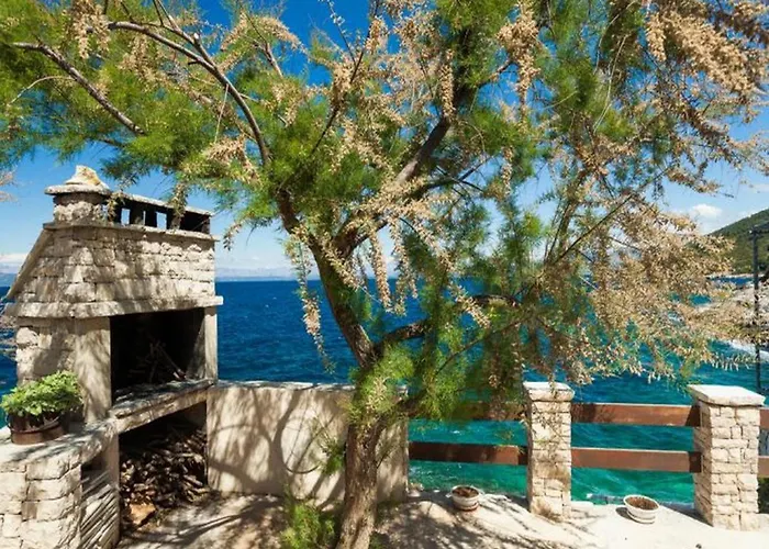 Luna - Two Bedroom With Sea View Blato (Korcula)